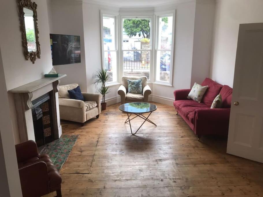 Large Newly Refurbished House Close To Harbour Bristol Exteriör bild